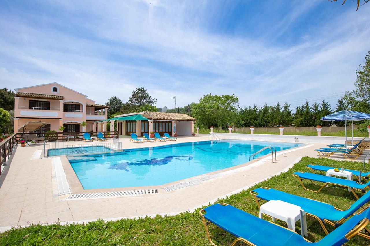 Nikos Pool Apartments - Ground Floor Sidárion Exteriör bild